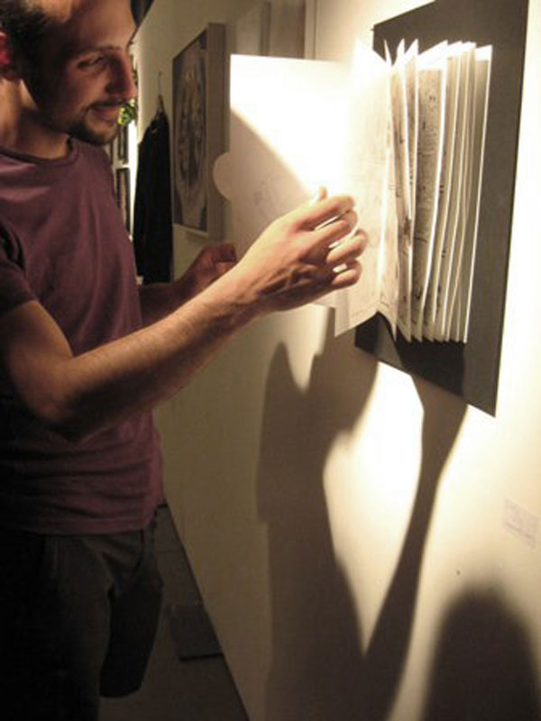 Mostra collettiva organizzata all’Arci Bitte di Milano, ospitata poi alla Skin Gallery di Brescia ed in seguito a Saragoza, che esplorava il rapporto tra cibo e sesso rileggendo la fiaba in chiave provocatoria.